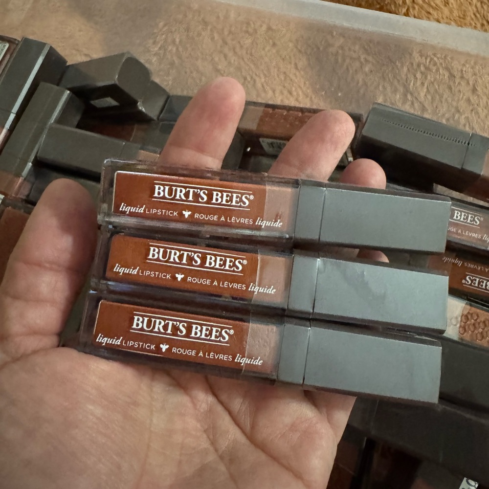 Burt's Bees Liquid Lipstick Set in Warm Brown